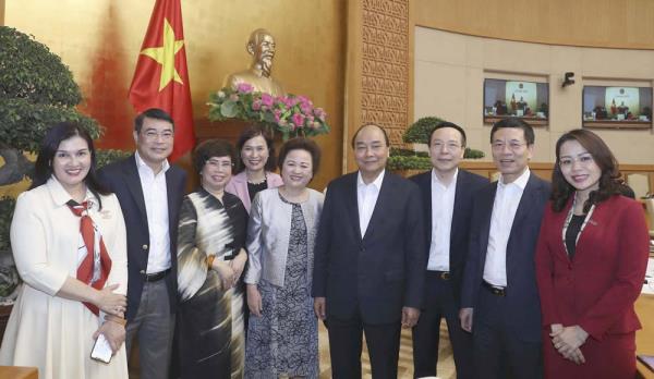 Thủ tướng Nguyễn Xuân Phúc: Cộng đồng doanh nghiệp là pháo đài phòng chống dịch