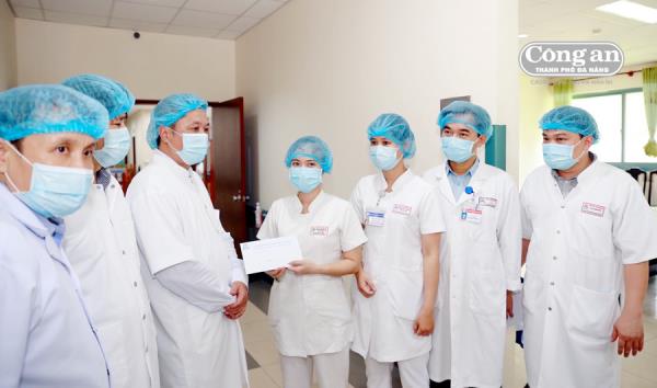 Chủ động cách ly từ sớm người nghi nhiễm SARS-CoV -2