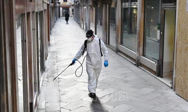 Diễn biến dịch COVID-19 tới 6h sáng 19/3: Thế giới có 8.940 người chết, ca nhiễm và tử vong tăng vọt ở châu Âu