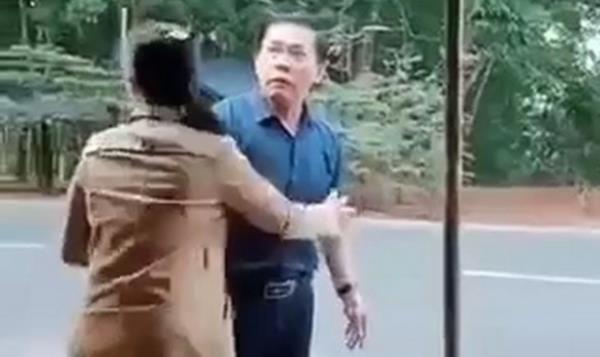 Tạm đình chỉ công tác Phó Chủ tịch HĐND huyện có hành vi chống đối tại chốt kiểm dịch COVID-19