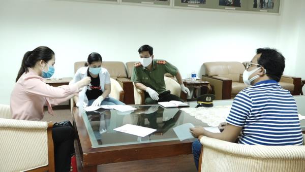 Đi từng ngõ, gõ từng nhà...