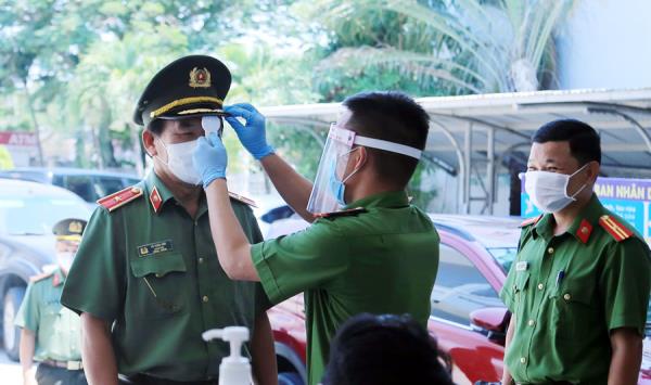 Thiếu tướng Vũ Xuân Viên: Lúc khó khăn nhất là lúc cần tinh thần hi sinh, vì nhân dân phục vụ của lực lượng công an