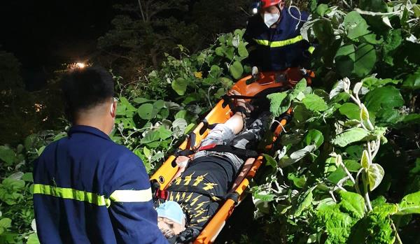 Thiếu niên ngã xuống vực sâu vì lo sống ảo ở bán đảo Sơn Trà