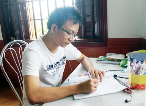 Thêm ba thủ khoa xứ Nghệ